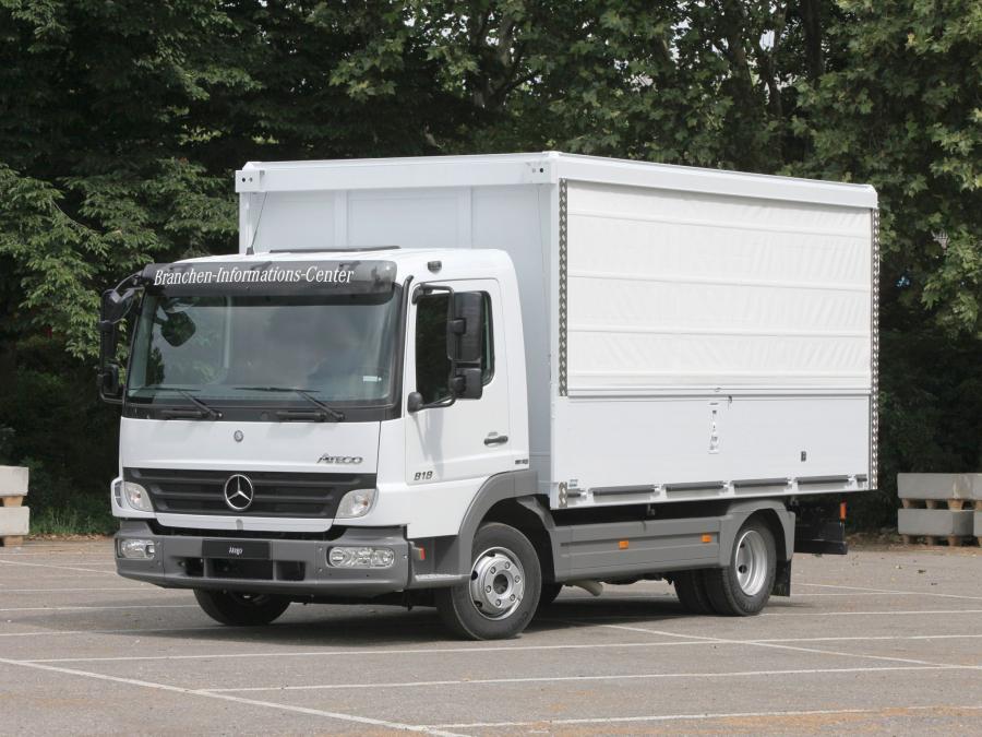  Mercedes-Benz Atego 818 2005 года  (фото 2 из 17)